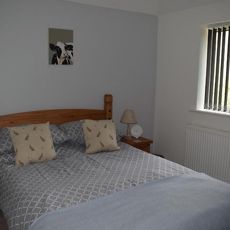 Upper Wood End Farm Holiday Cottages Marston Moreteyne 外观 照片