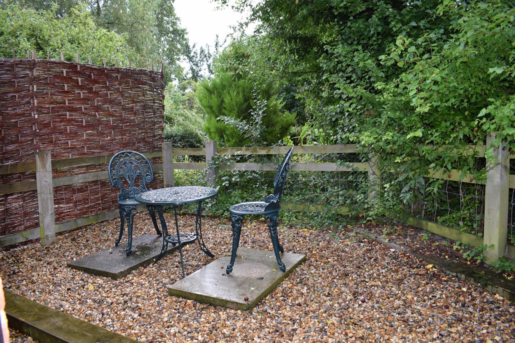 Upper Wood End Farm Holiday Cottages Marston Moreteyne 外观 照片